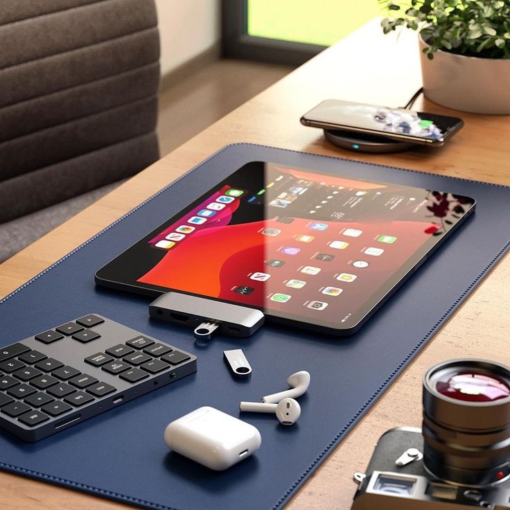 Gadgets & Electronics