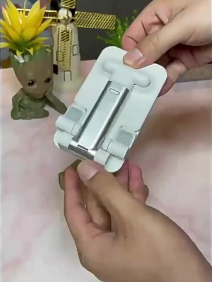 Adjustable Desktop Phone Stand Holder