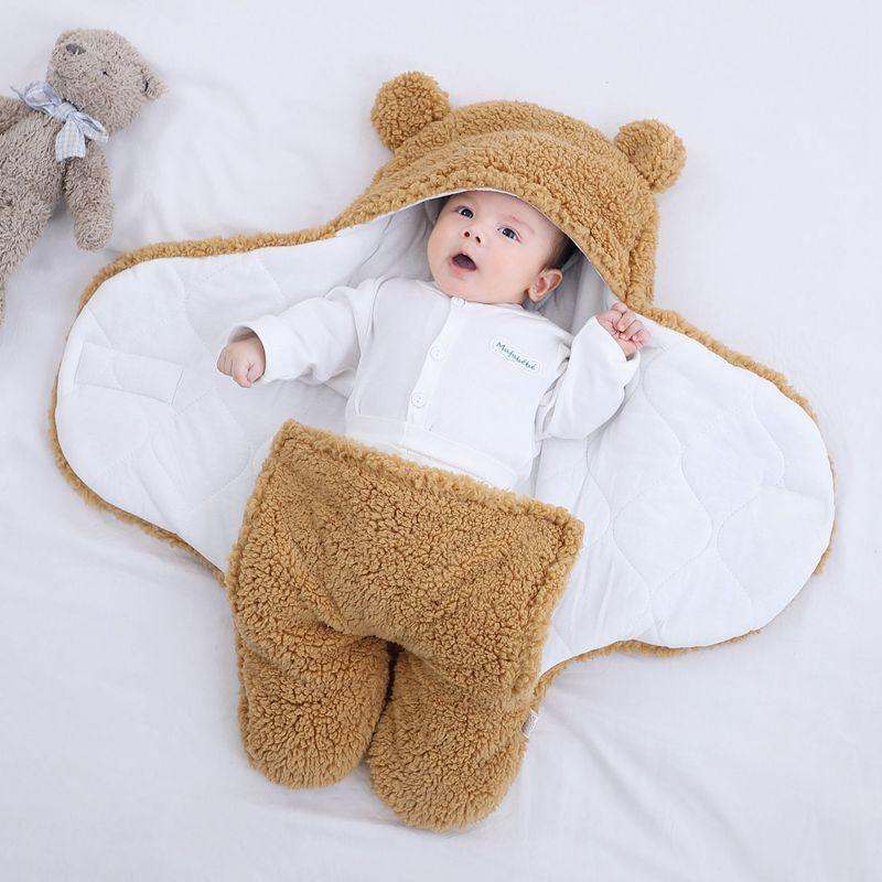 Ultra-Soft Starfish Baby Sleeping Bag with detachable sleeves, cozy cotton material ensures warmth and comfort.