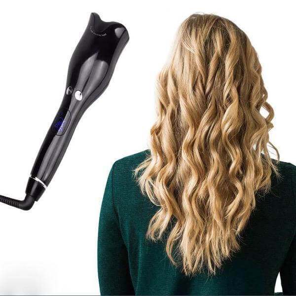 PowerCurl® Automatic Rotating Curling Iron creating perfect curls and waves.